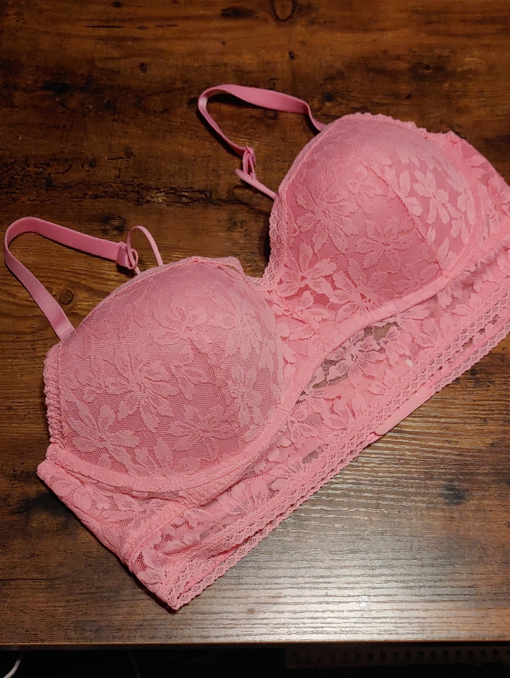 NWOT Victoria's Secret PINK Gorgeous Pink Lace 38C Padded Underwire Push Up Bra